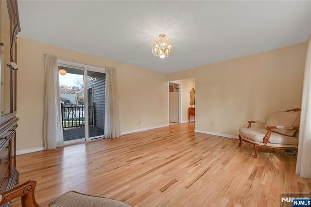 165 Mohawk Drive, River Edge, NJ 07661