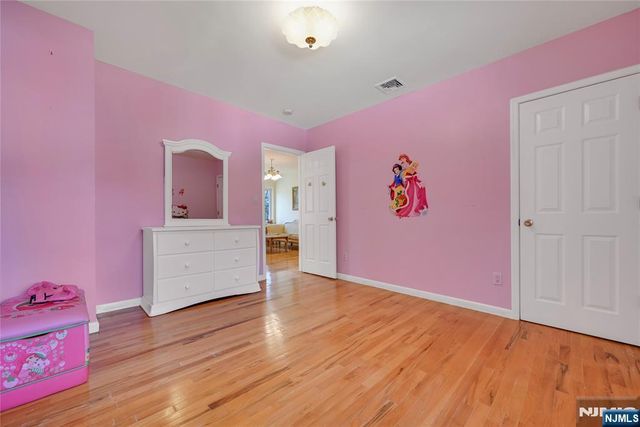 165 Mohawk Drive, River Edge, NJ 07661