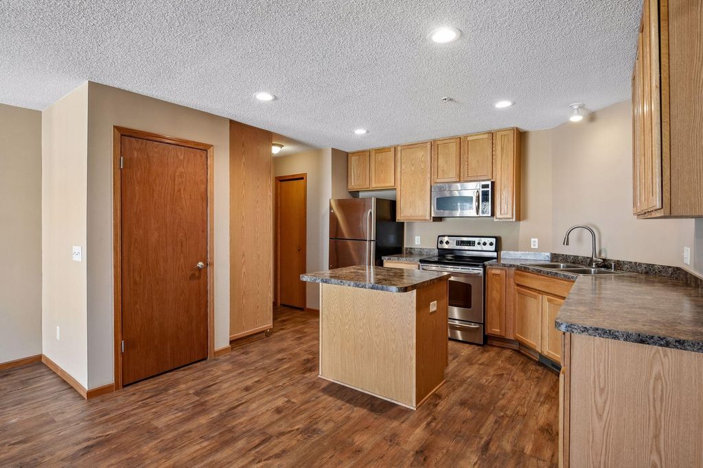 17628 69th Place N, Maple Grove, MN 55311 — photo 4