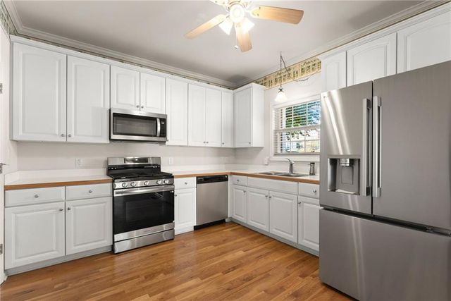 2075 Pine Tree Drive B1, Buford, GA 30518
