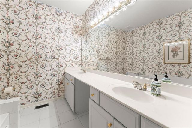 2075 Pine Tree Drive B1, Buford, GA 30518