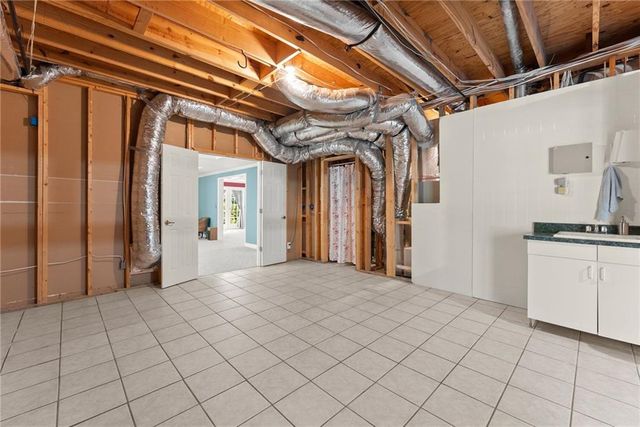 2075 Pine Tree Drive B1, Buford, GA 30518