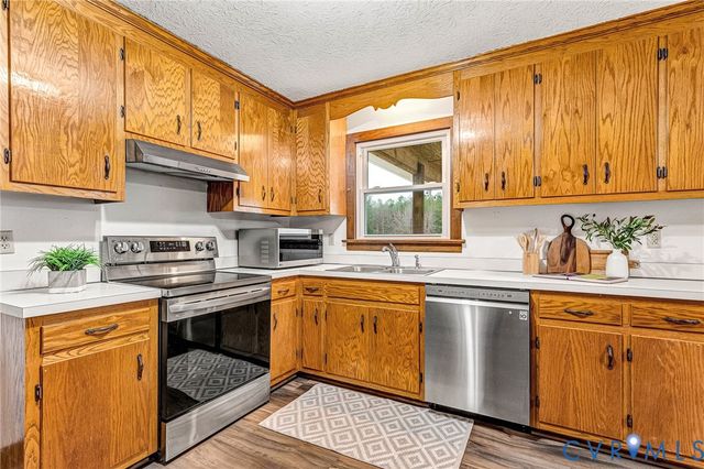 18207 Old Ridge Rd, Montpelier, VA 23192