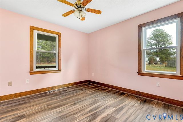 18207 Old Ridge Rd, Montpelier, VA 23192