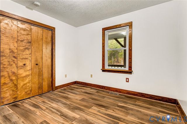 18207 Old Ridge Rd, Montpelier, VA 23192