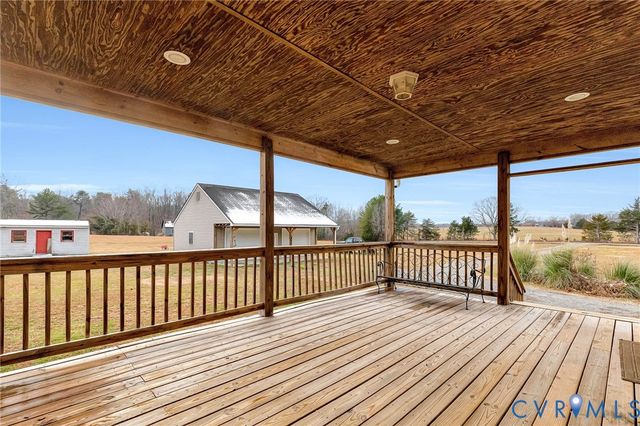 18207 Old Ridge Rd, Montpelier, VA 23192