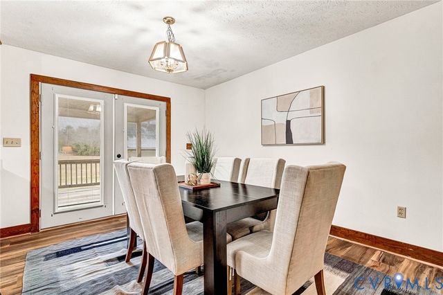 18207 Old Ridge Rd, Montpelier, VA 23192