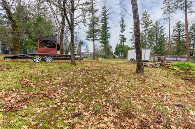 71 Cora Drive, Shady Cove, OR 97539