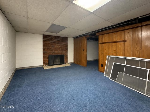 701 Pine Ridge Road, Johnson City, TN 37601