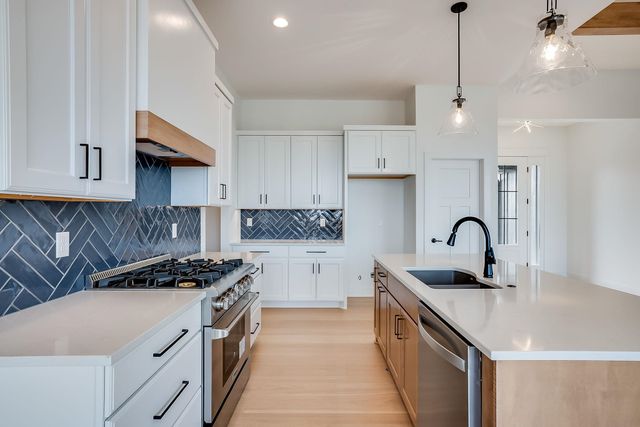 112 S Wellcrest Ct., Wichita, KS 67052