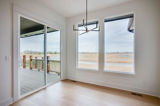 112 S Wellcrest Ct., Wichita, KS 67052