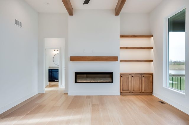 112 S Wellcrest Ct., Wichita, KS 67052