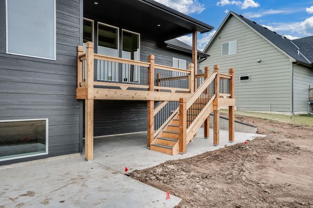 112 S Wellcrest Ct., Wichita, KS 67052