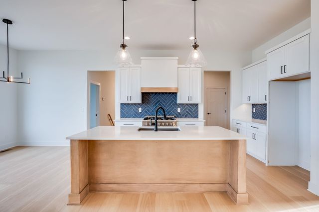 112 S Wellcrest Ct., Wichita, KS 67052