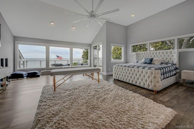 11 Convent Lane, Center Moriches, NY 11934