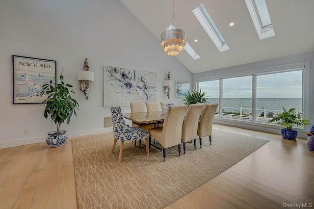 11 Convent Lane, Center Moriches, NY 11934