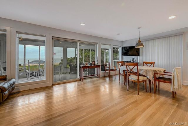 11 Convent Lane, Center Moriches, NY 11934