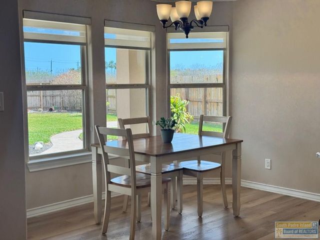 13 Pebble Beach Dr, Laguna Vista, TX 78578