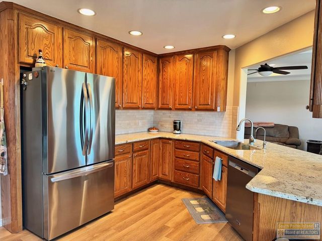 13 Pebble Beach Dr, Laguna Vista, TX 78578