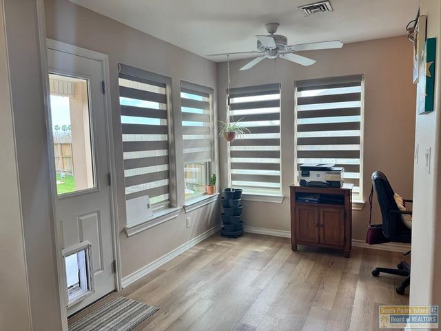 13 Pebble Beach Dr, Laguna Vista, TX 78578