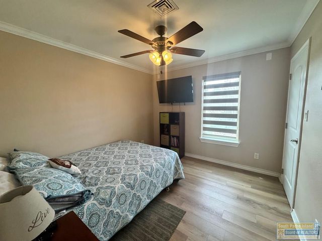 13 Pebble Beach Dr, Laguna Vista, TX 78578