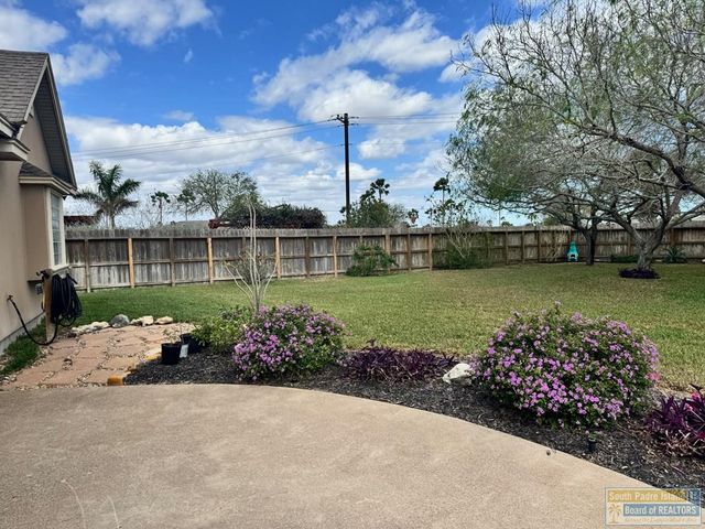 13 Pebble Beach Dr, Laguna Vista, TX 78578