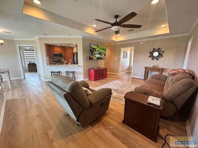 13 Pebble Beach Dr, Laguna Vista, TX 78578