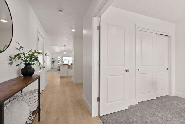 4174 SW Pumice Avenue 70, Redmond, OR 97756