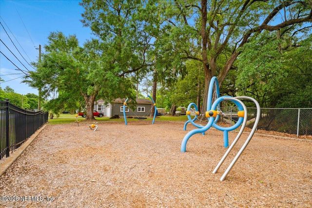 4649 DELTA Avenue, Jacksonville, FL 32205