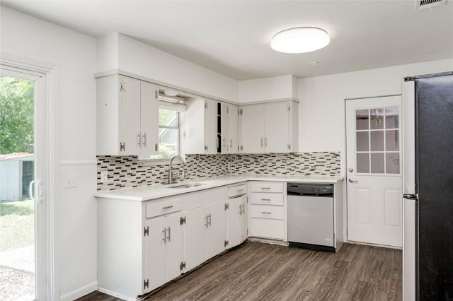 809 Neans DR, Austin, TX 78758