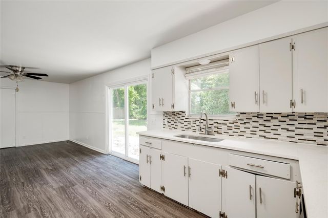 809 Neans DR, Austin, TX 78758