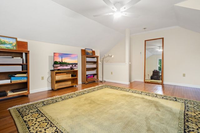 409 Lewis O Gray Dr 409, Saugus, MA 01906