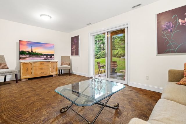 409 Lewis O Gray Dr 409, Saugus, MA 01906