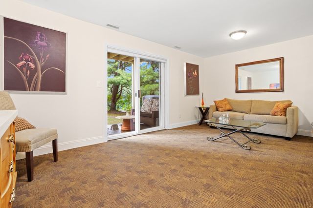 409 Lewis O Gray Dr 409, Saugus, MA 01906