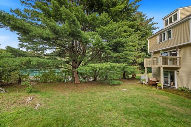 409 Lewis O Gray Dr 409, Saugus, MA 01906