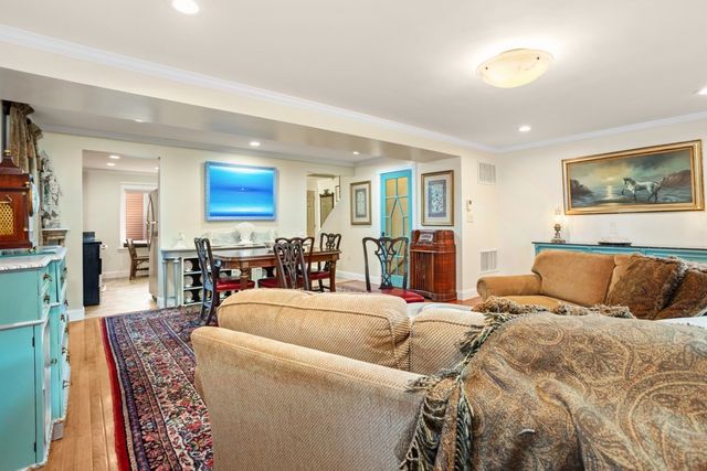 409 Lewis O Gray Dr 409, Saugus, MA 01906