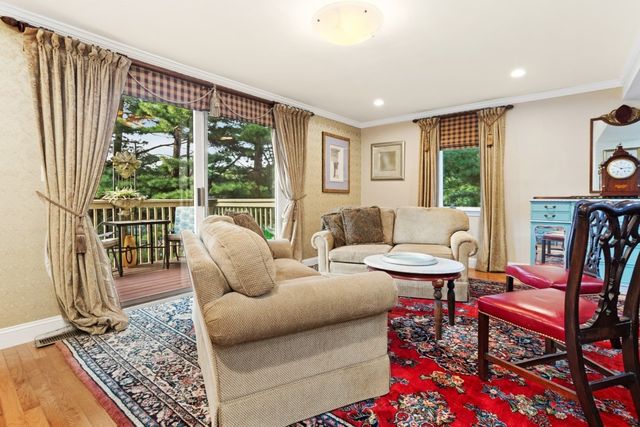 409 Lewis O Gray Dr 409, Saugus, MA 01906