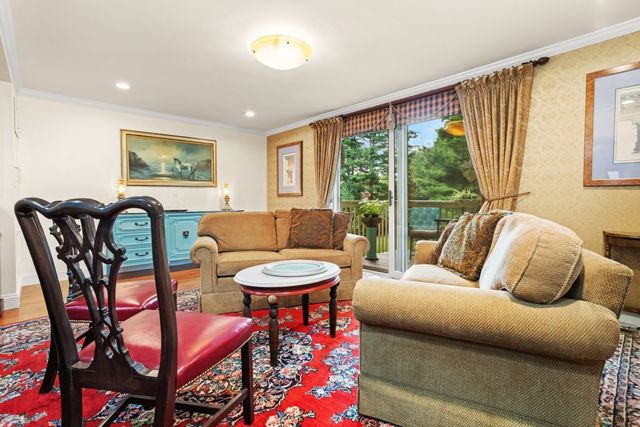 409 Lewis O Gray Dr 409, Saugus, MA 01906