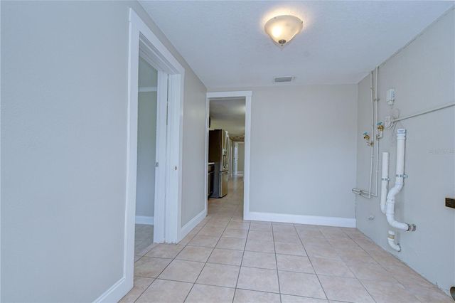 204 7TH STREET SW, Ruskin, FL 33570