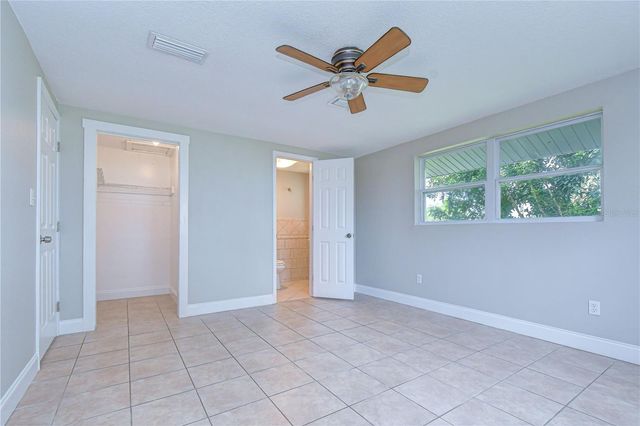 204 7TH STREET SW, Ruskin, FL 33570