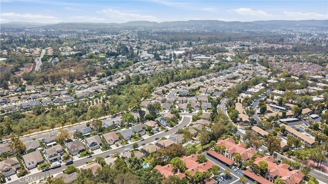 25555 Fallenwood, Lake Forest, CA 92630