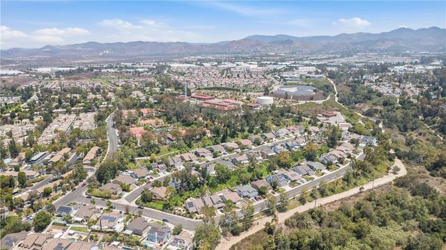 25555 Fallenwood, Lake Forest, CA 92630