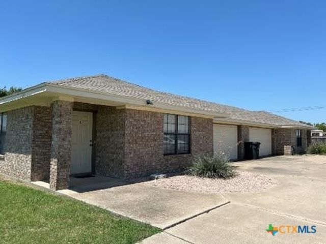 909 Mcdaniel Circle, Killeen, TX 76543