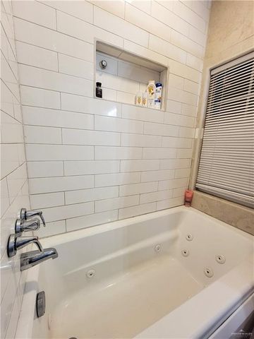 8544 Lago Vista Drive, Monte Alto, TX 78538