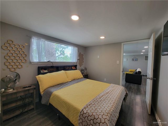 8544 Lago Vista Drive, Monte Alto, TX 78538