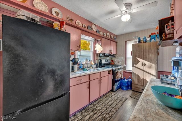 1646 Highview Avenue, Akron, OH 44301