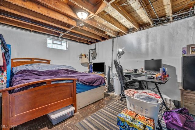 1646 Highview Avenue, Akron, OH 44301