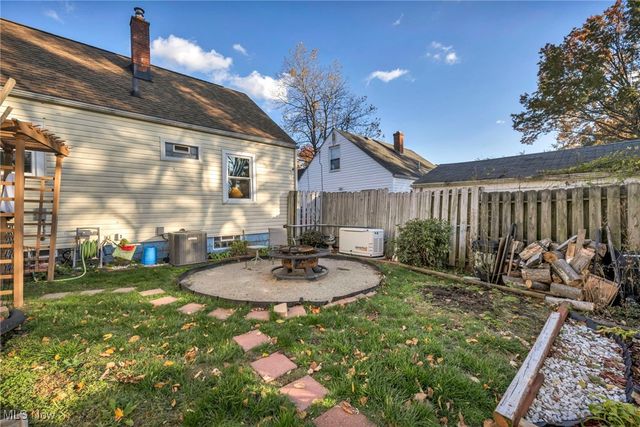 1646 Highview Avenue, Akron, OH 44301