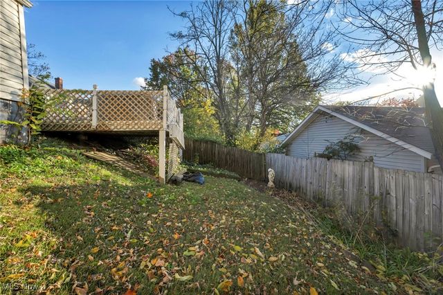 1646 Highview Avenue, Akron, OH 44301