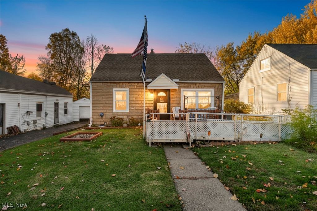 1646 Highview Avenue, Akron, OH 44301